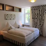 Moselland Im Enderttal Zum Onkel Willi Отель 3*