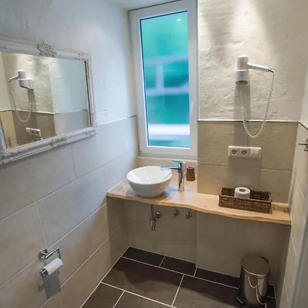 Hotel Moselland Im Enderttal Zum Onkel Willi 3*