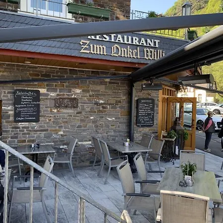 Moselland Im Enderttal Zum Onkel Willi Hotel Cochem