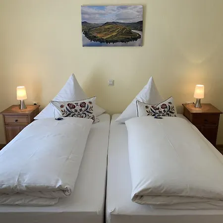 Moselland Im Enderttal Zum Onkel Willi Hotel