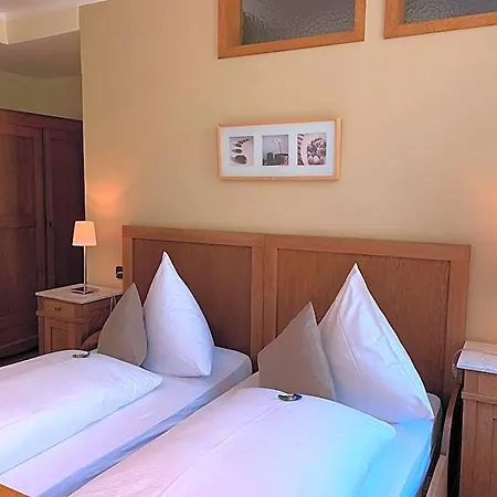 Moselland Im Enderttal Zum Onkel Willi Hotel Cochem