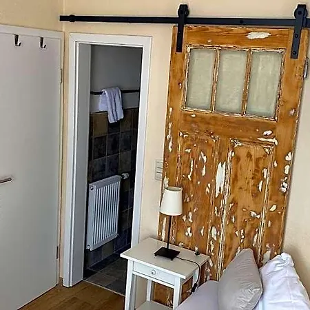 호텔 Moselland Im Enderttal Zum Onkel Willi 3*