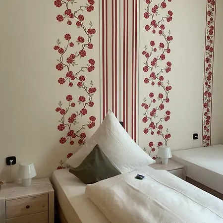 Moselland Im Enderttal Zum Onkel Willi Hotel Cochem