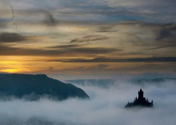 Отель Moselland Im Enderttal Zum Onkel Willi 3*