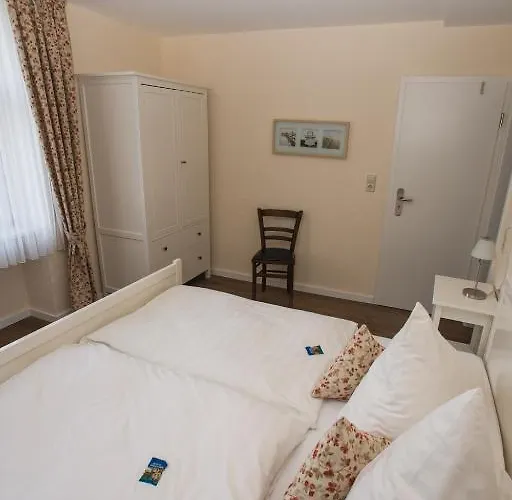 Moselland Im Enderttal Zum Onkel Willi كوتشيم