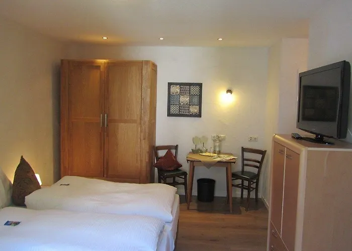 Hotel Moselland Im Enderttal Zum Onkel Willi